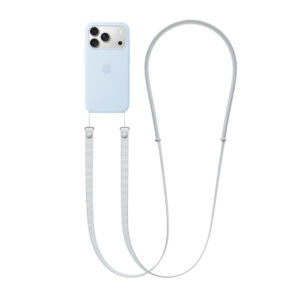 Correa Crossbody gris claro colocada en una funda compatible para iPhone